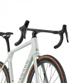 2023 Canyon Endurace CFR Di2 Road Bike