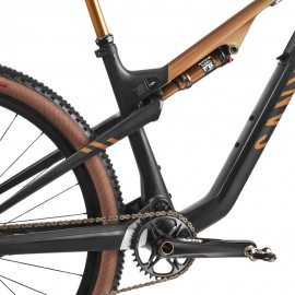 2024 Canyon Lux Trail CFR Mountain Bike