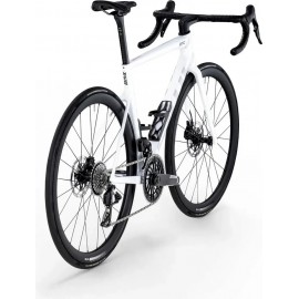 2026 BMC Teammachine SLR 01 THREE Road Bike